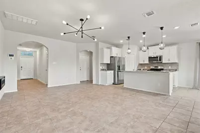 140 Rearden Boulevard, Jarrell, TX 76537 - Photo 8