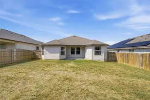 140 Rearden Blvd, Jarrell, TX 76537 - Photo 26