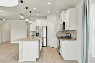 140 Rearden Blvd, Jarrell, TX 76537 - Photo 12