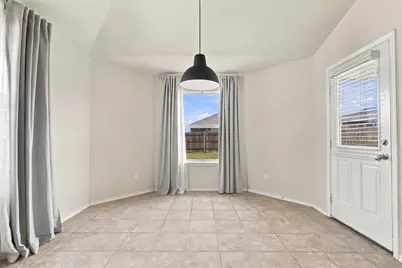 140 Rearden Boulevard, Jarrell, TX 76537 - Photo 14