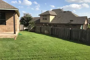 120 W Adelanta Pl, Round Rock, TX 78681 - Photo 4