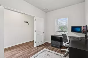 204 Swinging H Ln, Georgetown, TX 78633 - Photo 10