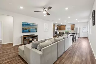 204 Swinging H Ln, Georgetown, TX 78633 - Photo 6