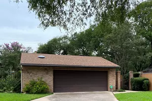 7922 N Ridgeline, Austin, TX 78731 - Photo 2
