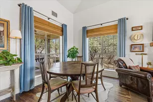 10605 Lake Beach Dr, Dripping Springs, TX 78620 - Photo 18