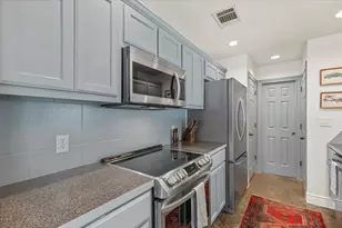 10605 Lake Beach Dr, Dripping Springs, TX 78620 - Photo 22