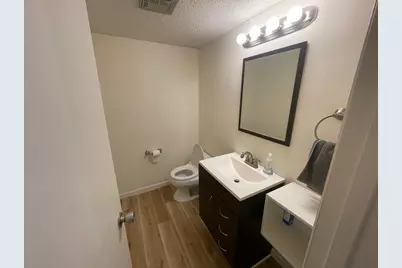 7269 Creekside Drive, Austin, TX 78752 - Photo 12