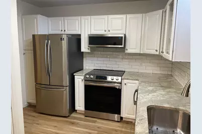 7269 Creekside Drive, Austin, TX 78752 - Photo 6