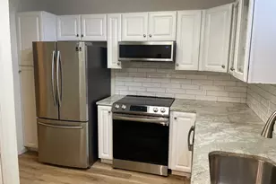 7269 Creekside Dr, Austin, TX 78752 - Photo 6