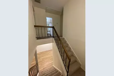 7269 Creekside Drive, Austin, TX 78752 - Photo 14