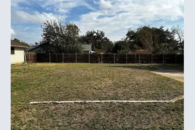 204 Thompson Street, Cedar Park, TX 78613 - Photo 14