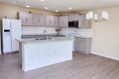 5211 Viewpoint Drive, Austin, TX 78744 - Photo 8