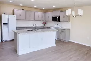 5211 Viewpoint Dr, Austin, TX 78744 - Photo 8