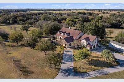 1092 Fm 3000, Elgin, TX 78621 - Photo 4