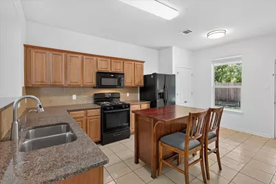 11901 Buzz Schneider Lane, Austin, TX 78748 - Photo 12