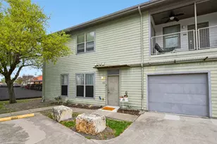 1201 Grove Blvd, Austin, TX 78741 - Photo 4