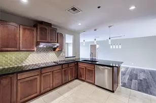40 N Interstate 35, Austin, TX 78701 - Photo 16