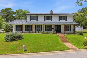 3409 Lakeside Dr, Austin, TX 78723 - Photo 2