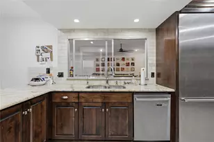 3409 Lakeside Dr, Austin, TX 78723 - Photo 10