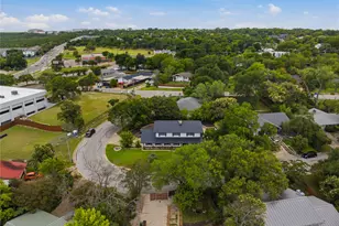 3409 Lakeside Dr, Austin, TX 78723 - Photo 36