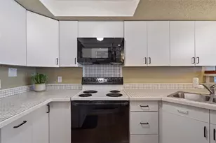 317 Venture Blvd S, Point Venture, TX 78645 - Photo 4