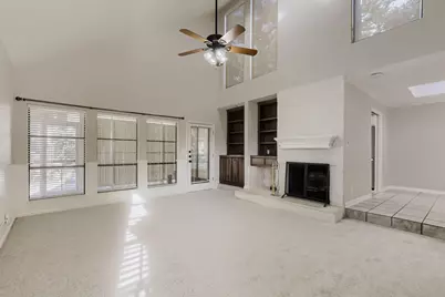 11 Casa Verde, Lakeway, TX 78734 - Photo 2