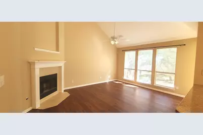 2905 Majestic Oaks Pass, Austin, TX 78732 - Photo 12