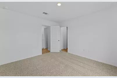 1039 Phantom Hill Boulevard, Buda, TX 78610 - Photo 6