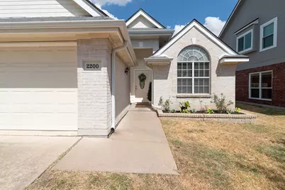 2200 Grove Drive, Round Rock, TX 78681 - Photo 2
