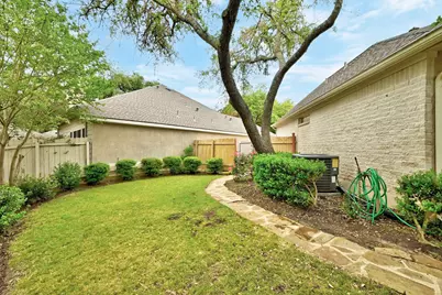 7 Muirfield Greens Cove, Lakeway, TX 78738 - Photo 20