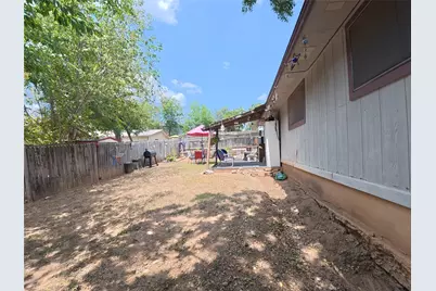 4808 Brook Crest Road, Austin, TX 78744 - Photo 18