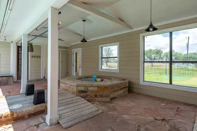 3345 E Austin Street, Giddings, TX 78942 - Photo 8