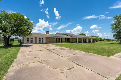 3345 E Austin Street, Giddings, TX 78942 - Photo 38