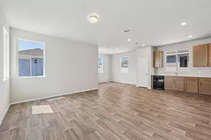 187 Cider Crk Dr, Elgin, TX 78621 - Photo 14