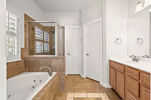 131 Molokini Dr, Bastrop, TX 78602 - Photo 20