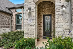 582 Peakside Cir, Dripping Springs, TX 78620 - Photo 2