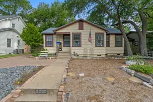 3206 Kerbey Ln, Austin, TX 78703 - Photo 2