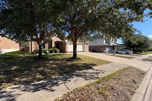 2316 Dovetail St, Pflugerville, TX 78660 - Photo 2