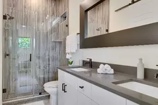 808 E Lydia St, Austin, TX 78702 - Photo 12