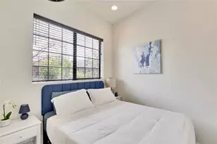 808 E Lydia St, Austin, TX 78702 - Photo 34