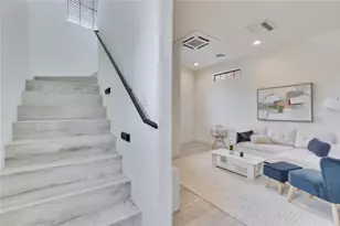 808 E Lydia St, Austin, TX 78702 - Photo 14