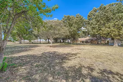 10026 Fm 1660, Hutto, TX 78634 - Photo 18