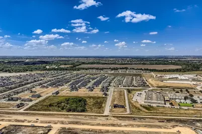 10026 Fm 1660, Hutto, TX 78634 - Photo 12