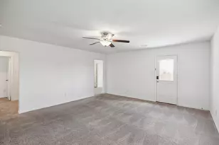 517 Riverdale Dr, Jarrell, TX 76537 - Photo 10