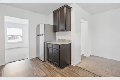 517 Riverdale Drive, Jarrell, TX 76537 - Photo 6