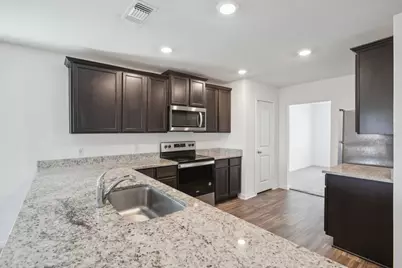 517 Riverdale Drive, Jarrell, TX 76537 - Photo 4