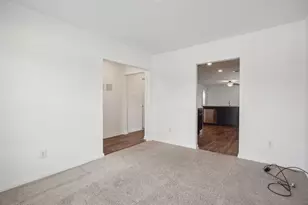 517 Riverdale Dr, Jarrell, TX 76537 - Photo 16