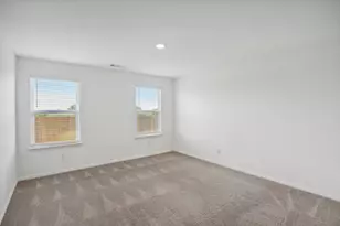 517 Riverdale Dr, Jarrell, TX 76537 - Photo 18