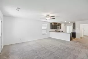 517 Riverdale Dr, Jarrell, TX 76537 - Photo 8
