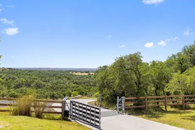 353 Agarita Way, Johnson City, TX 78636 - Photo 32